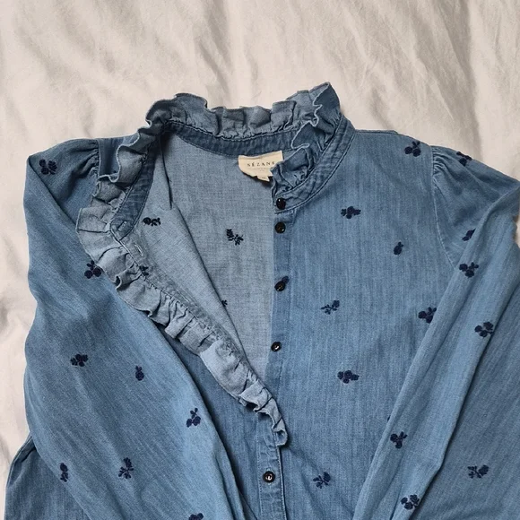 Blue Ruffled Button-Up Blouse - Picture 3 of 6